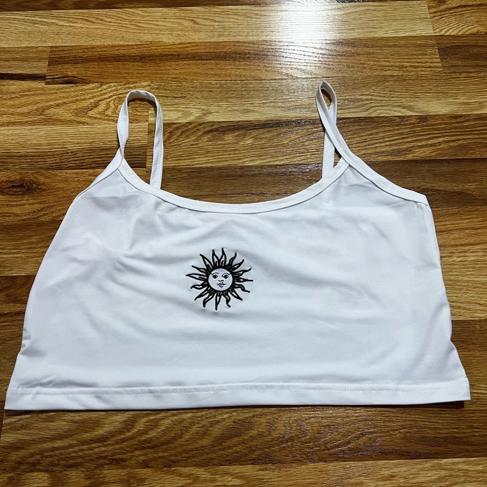 Romwe white crop top